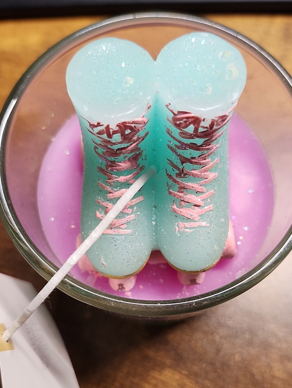 Jessica Simpson Mint Ice Skate Candle with Pink Laces